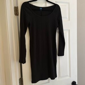 Black ribbed Old Navy dress